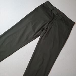 Rhone Men's Size 31X32 Commuter Pants Slim Straight Leg Green 100161